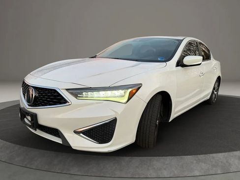 Used 2019 Acura ILX image 2
