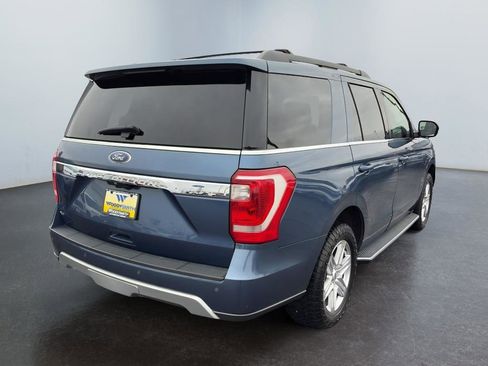 Used 2019 Ford Expedition XLT w/ Equipment Group 202A image 5
