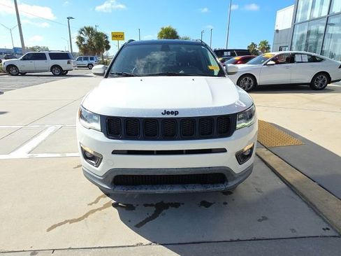 Used 2020 Jeep Compass Latitude image 9