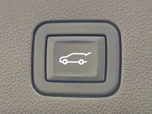 Used 2023 GMC Yukon SLT w/ SLT Luxury Package AWD/4WD image 38