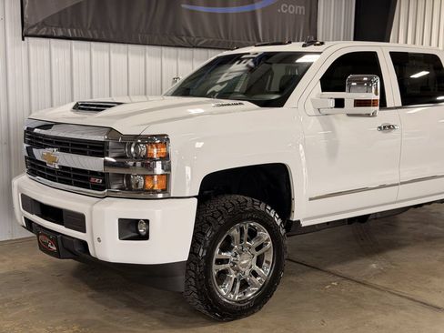 Used 2017 Chevrolet Silverado 2500 LTZ w/ Duramax Plus Package AWD/4WD image 38