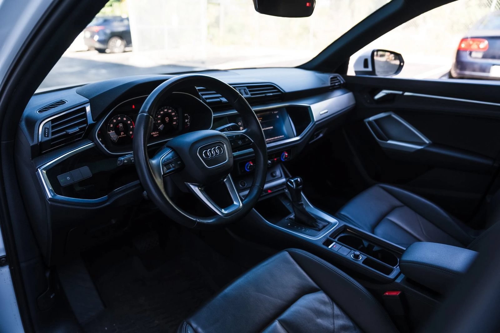 Used 2021 Audi Q3 2.0T Premium w/ Convenience Package AWD/4WD image 12