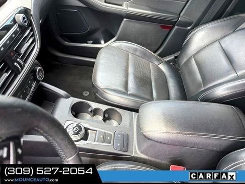 Used 2021 Ford Escape SEL AWD/4WD image 12