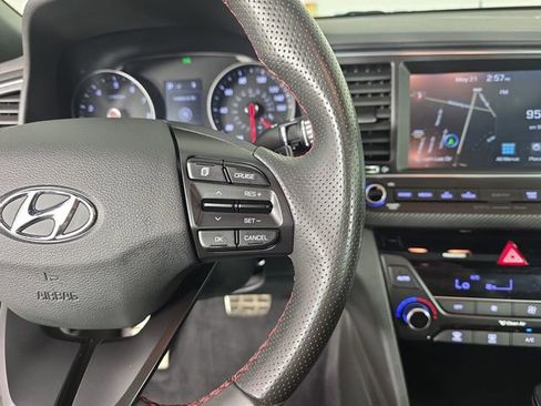 Used 2018 Hyundai Elantra Sport w/ Sport Premium Package 03 FWD image 29