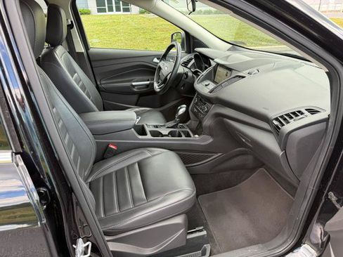 Used 2019 Ford Escape SEL AWD/4WD image 18