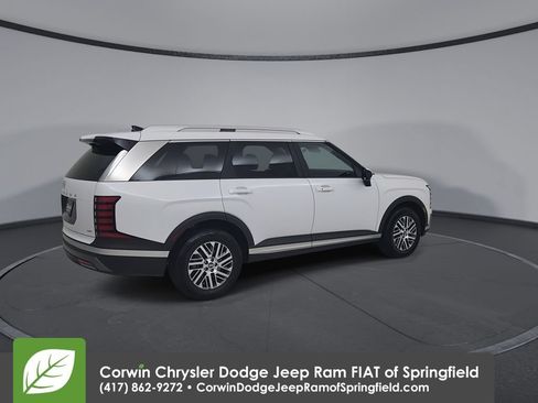 Used 2026 Hyundai Palisade SEL AWD/4WD image 14