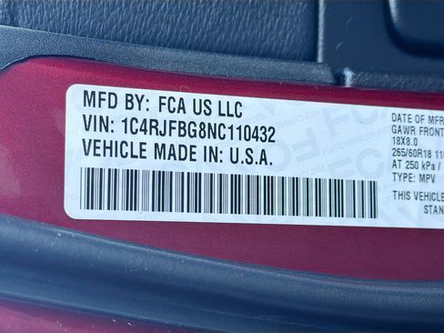 Used 2022 Jeep Grand Cherokee Limited AWD/4WD image 12