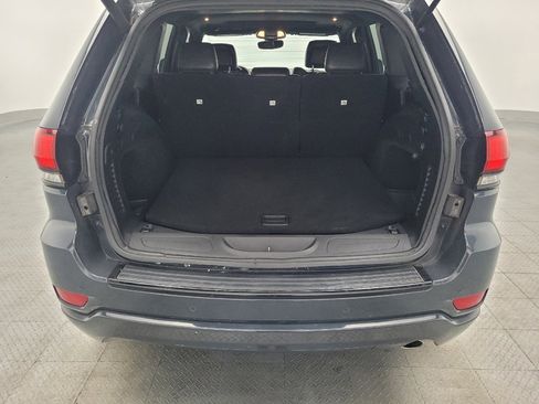 Used 2018 Jeep Grand Cherokee Altitude image 29