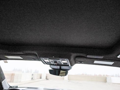 Used 2023 Cadillac Escalade Sport Platinum w/ LPO, ONYX Package image 27