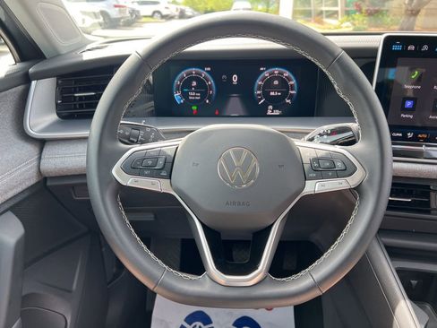 Used 2025 Volkswagen Tiguan S FWD image 15