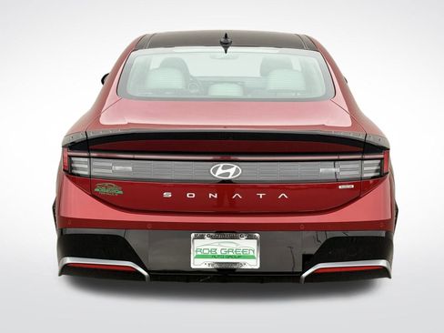 New 2025 Hyundai Sonata Limited image 9