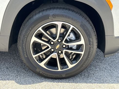 New 2026 Chevrolet TrailBlazer LT w/ Driver Confidence Package FWD image 13