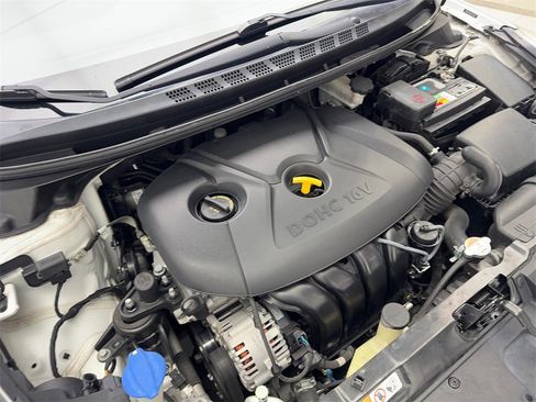Used 2016 Hyundai Elantra SE w/ Option Group 02 image 74