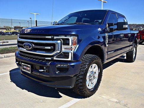Used 2020 Ford F250 Platinum w/ FX4 Off-Road Package AWD/4WD image 15