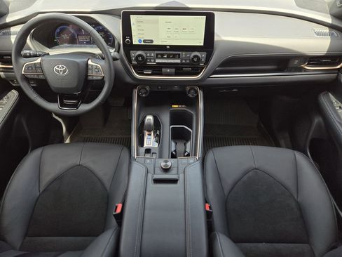 Used 2026 Toyota Grand Highlander AWD Hybrid image 27