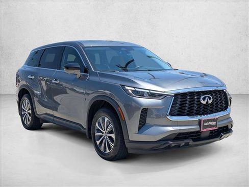 Certified 2025 INFINITI QX60 Pure w/ Cargo Package FWD image 3