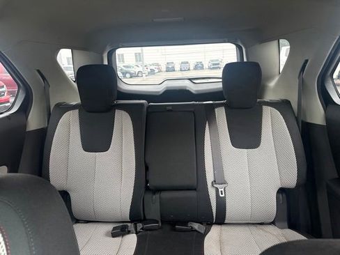 Used 2017 Chevrolet Equinox LS FWD image 25