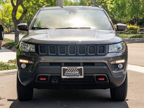 Used 2021 Jeep Compass Trailhawk image 2