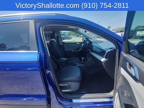 Used 2023 Volkswagen Taos SE FWD image 31
