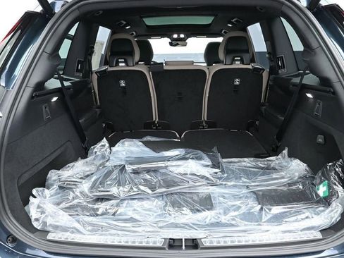 New 2026 Volvo XC90 B6 Plus w/ Protection Package Premier AWD/4WD image 10
