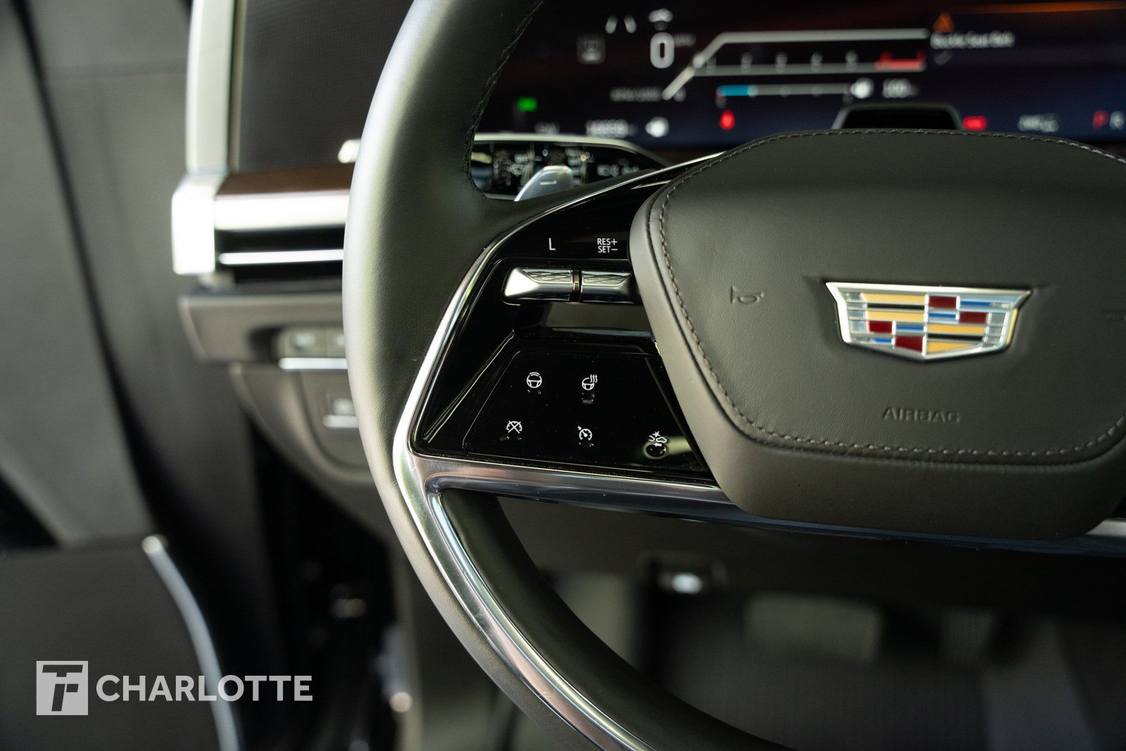 Used 2025 Cadillac Escalade Sport Platinum w/ LPO, Floor Liner Package AWD/4WD image 22