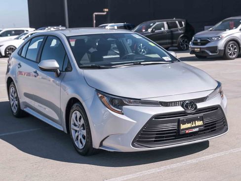 Used 2024 Toyota Corolla LE FWD image 3