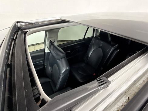 Used 2024 Toyota Grand Highlander XLE image 22