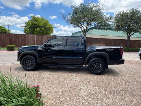 Used 2023 Nissan Frontier Pro-X w/ Pro-X Premium Package RWD image 9