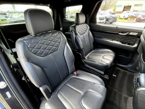 Used 2022 Hyundai Palisade Calligraphy FWD image 17