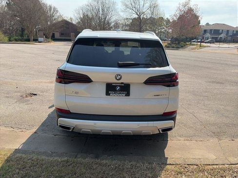Certified 2025 BMW X5 xDrive50e AWD/4WD image 4