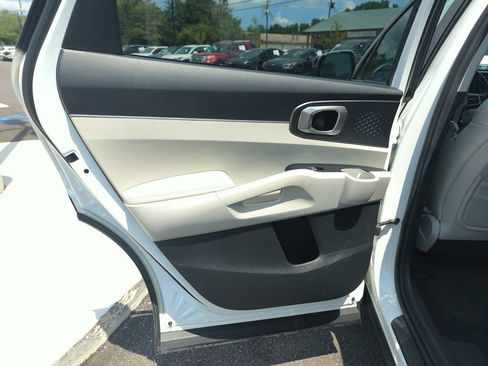 Used 2021 Kia Sorento S FWD image 26
