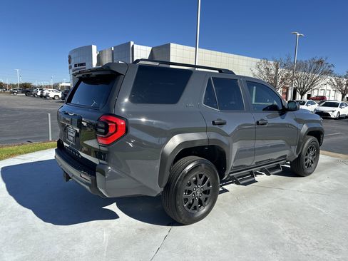 Certified 2025 Toyota 4Runner SR5 image 10