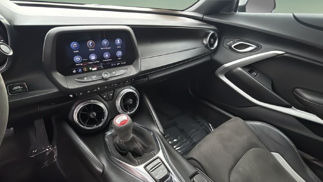 Used 2021 Chevrolet Camaro SS RWD image 21