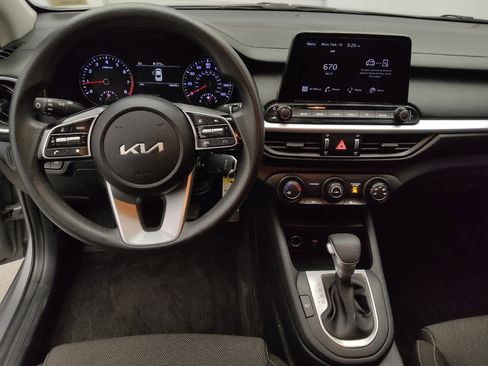 Used 2024 Kia Forte LXS w/ LXS Technology Package image 22