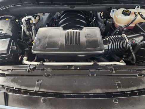 Used 2024 Chevrolet Tahoe LT image 34