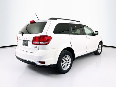 Used 2017 Dodge Journey SXT w/ Comfort/Convenience Group FWD image 9