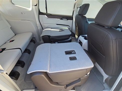 New 2026 GMC Acadia Denali image 40