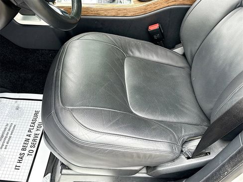 Used 2019 Land Rover Range Rover HSE image 19