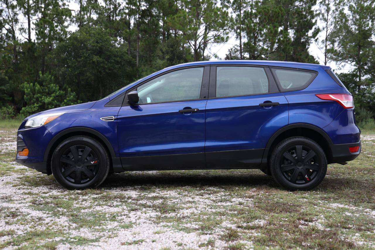 Used 2016 Ford Escape S FWD image 3