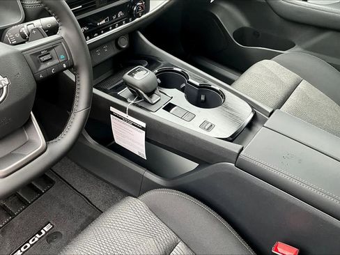 New 2026 Nissan Rogue SV w/ Cold Weather Package image 7