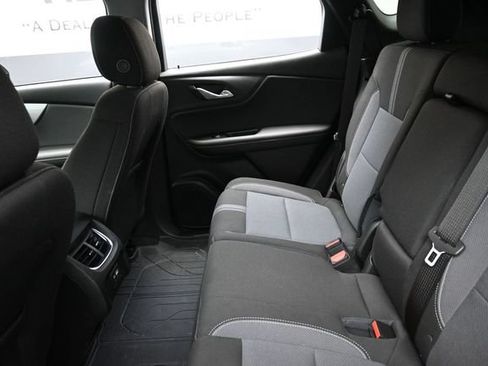 Used 2024 Chevrolet Blazer LT w/ Convenience Package FWD image 22