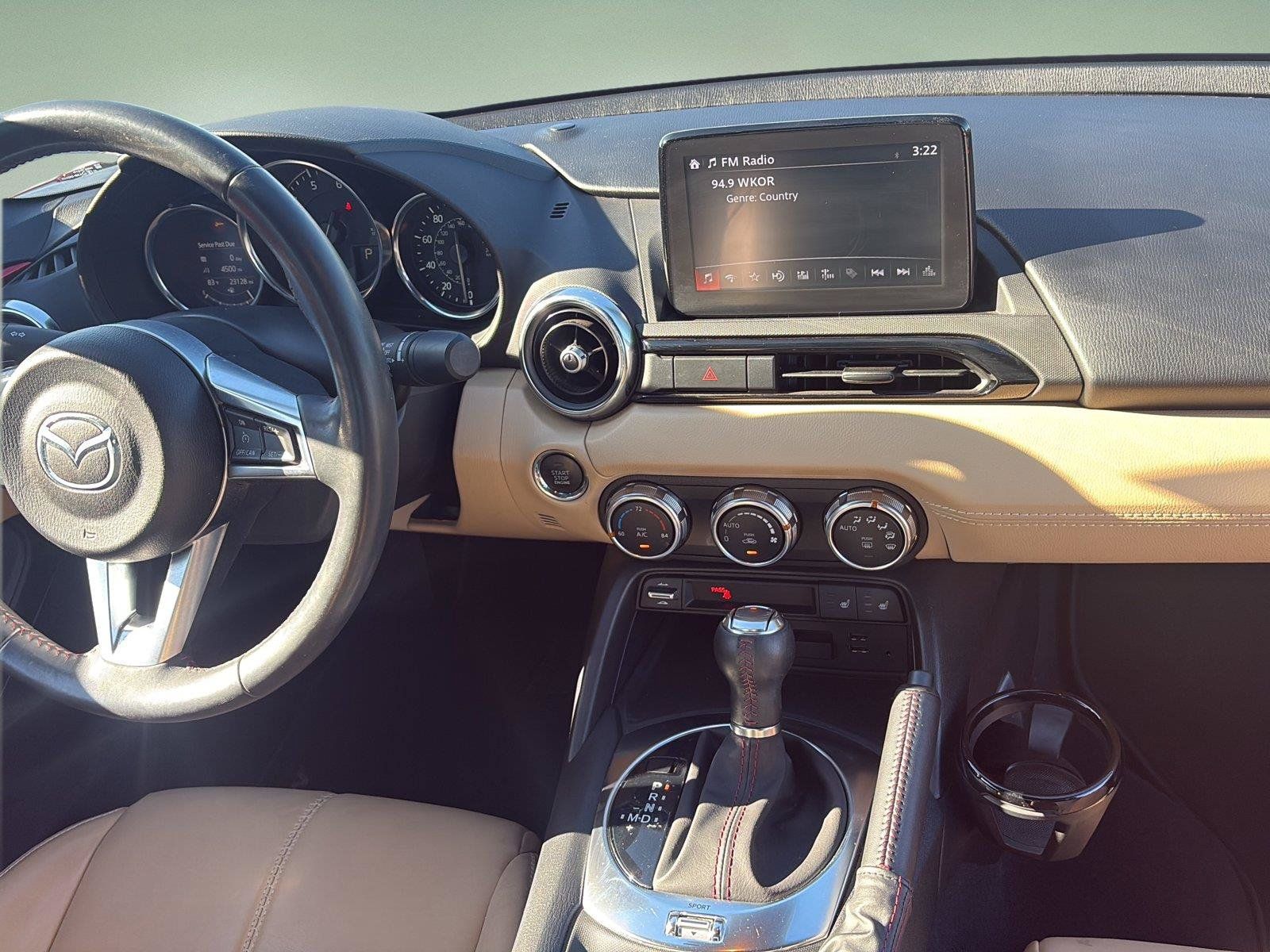Used 2019 MAZDA MX-5 Miata RF Grand Touring RWD image 15