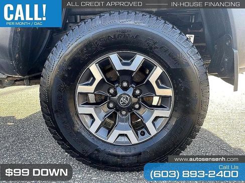 Used 2021 Toyota Tacoma TRD Off-Road w/ Technology Package image 37