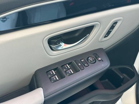 Used 2024 Honda Pilot EX-L image 12