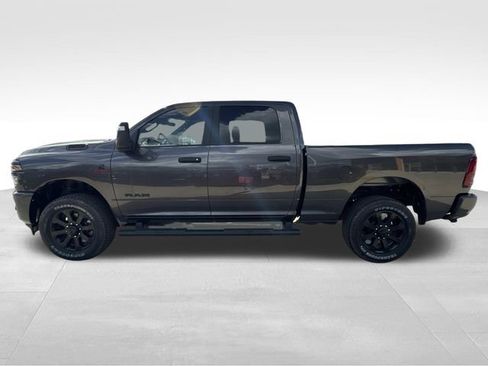 New 2026 RAM 2500 Big Horn AWD/4WD image 6