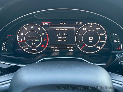Used 2017 Audi Q7 3.0T Premium Plus w/ Premium Plus Package AWD/4WD image 20