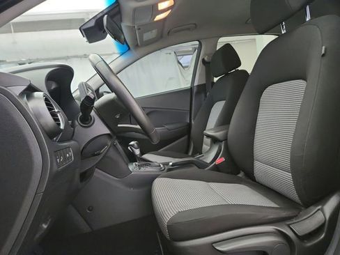 Used 2021 Hyundai Kona SEL w/ Cargo Package FWD image 10