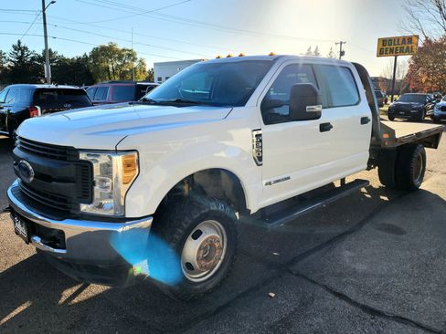 Used 2017 Ford F350 XL w/ Power Equipment Group image 4