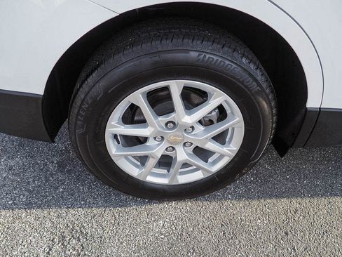 Certified 2024 Chevrolet Equinox LS w/ LS Convenience Package AWD/4WD image 34