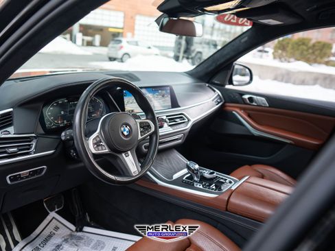 Used 2020 BMW X7 M50i image 13